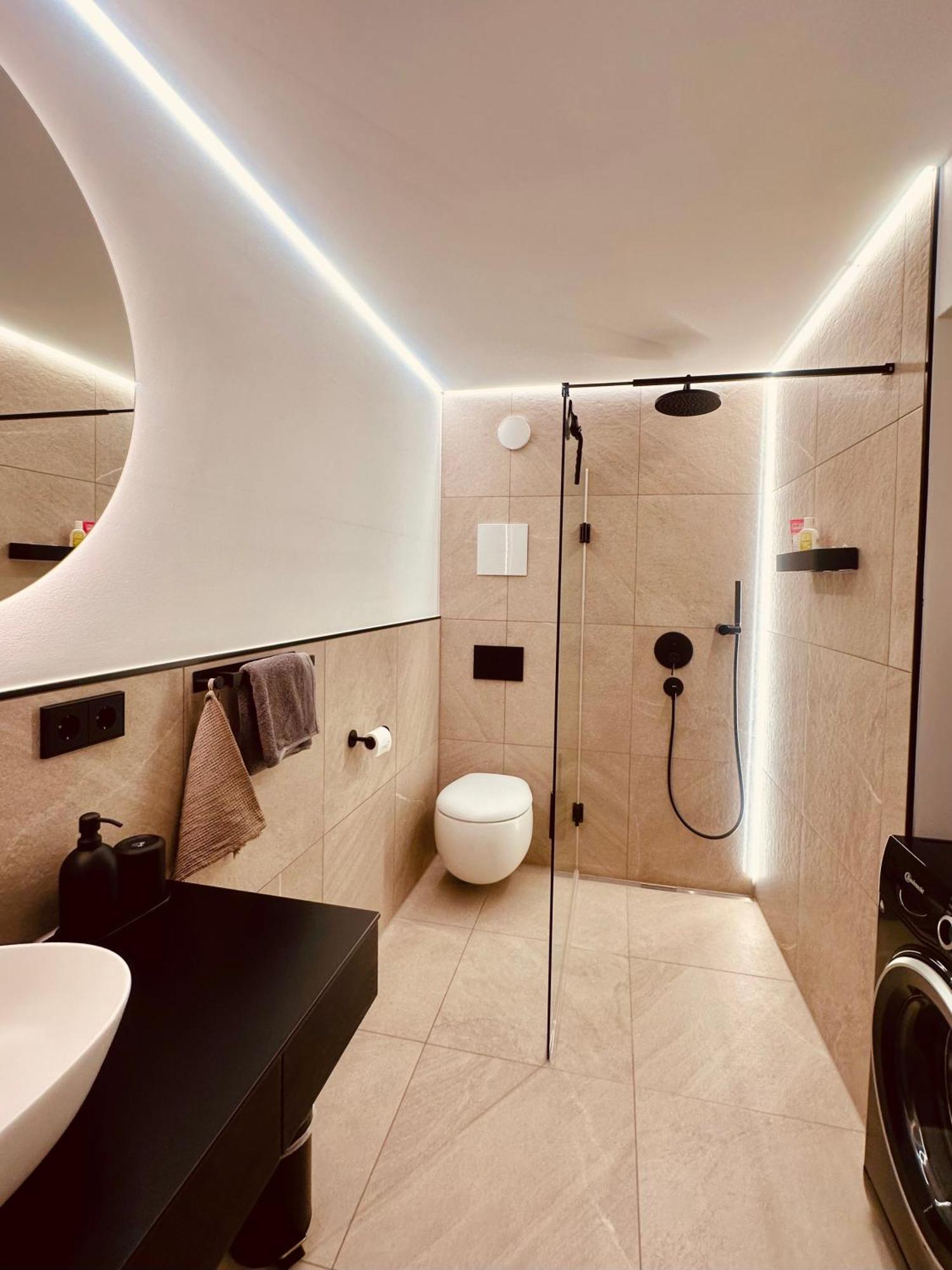 Aidlingen 2 Zimmer Apartment Sindelfingen Boeblingen Calw מראה חיצוני תמונה